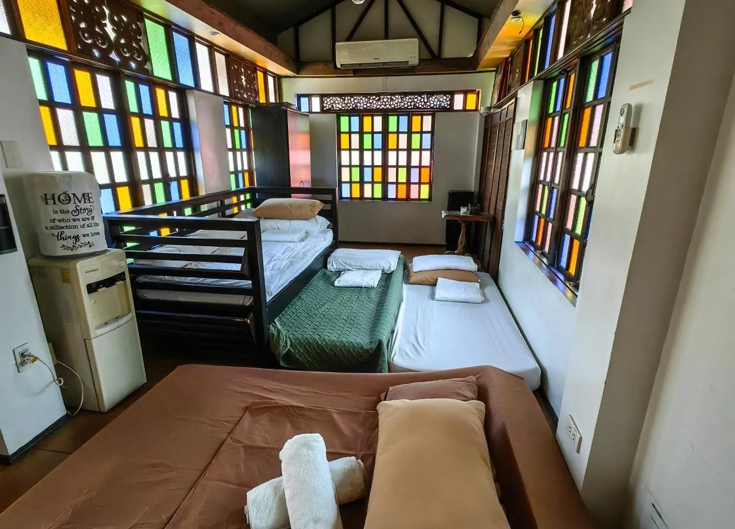 Cozy Las Pinas Haven With Big Garden, Pet Friendly - Near Super Market And The Airport Filippinerne